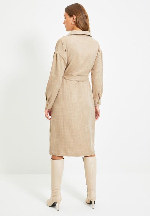 Trendyol - Belted double breasted collar dress - camel