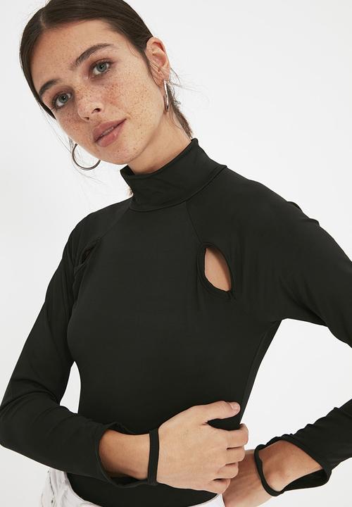 Trendyol - Window detailed fitted knitted blouse  - black