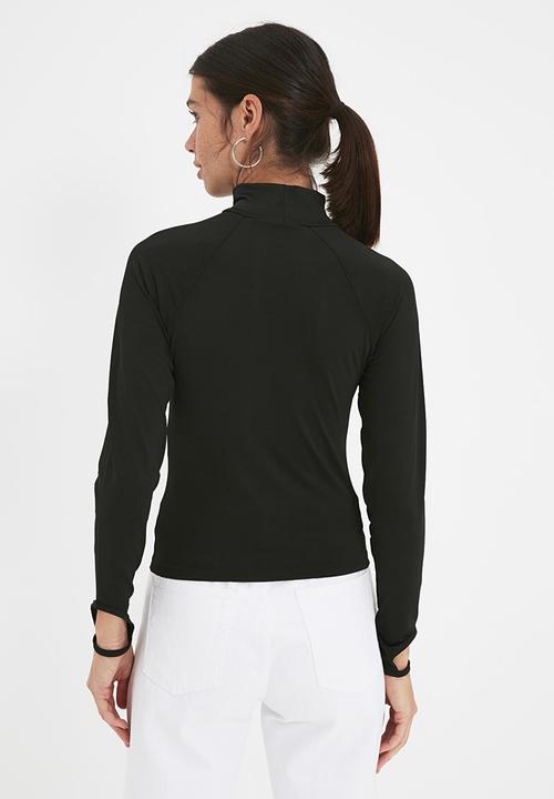 Trendyol - Window detailed fitted knitted blouse  - black