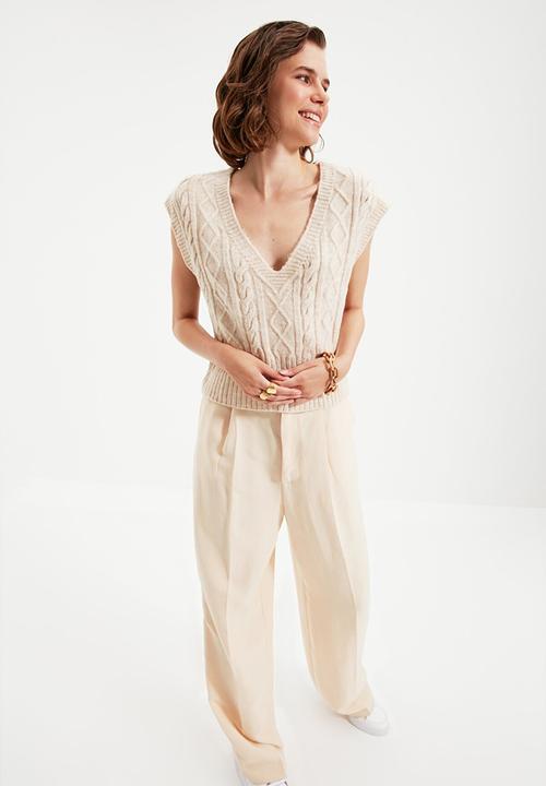 Trendyol - V neck knitwear sweater - stone