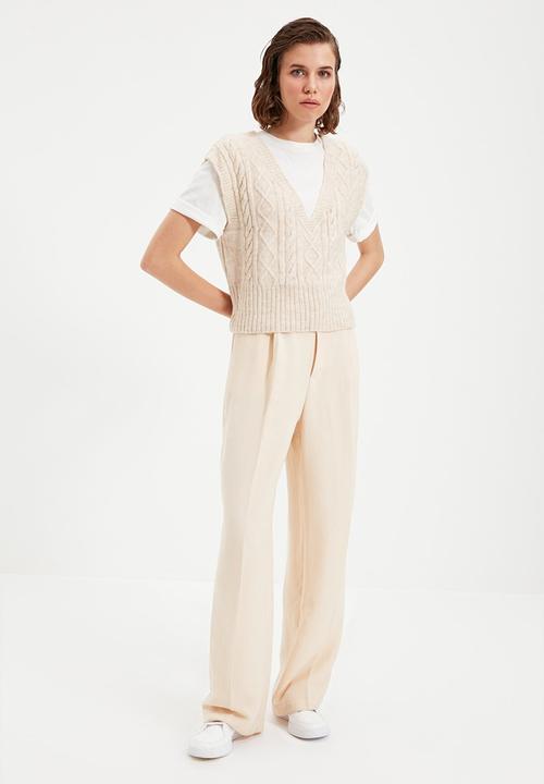 Trendyol - V neck knitwear sweater - stone