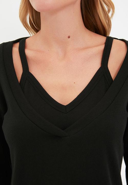 Trendyol - Knitted blouse  - black