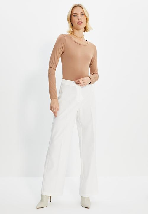Trendyol - Crew neck snap knitted bodysuit - camel