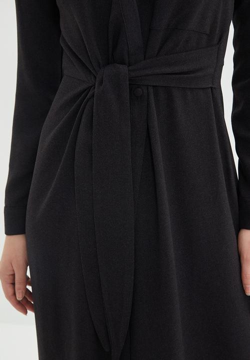 Trendyol - Belted dress  - black