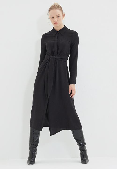 Trendyol - Belted dress  - black