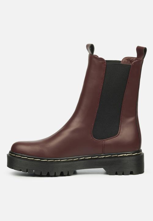 Miss Black - Nirvana2 chelsea boot - burgundy