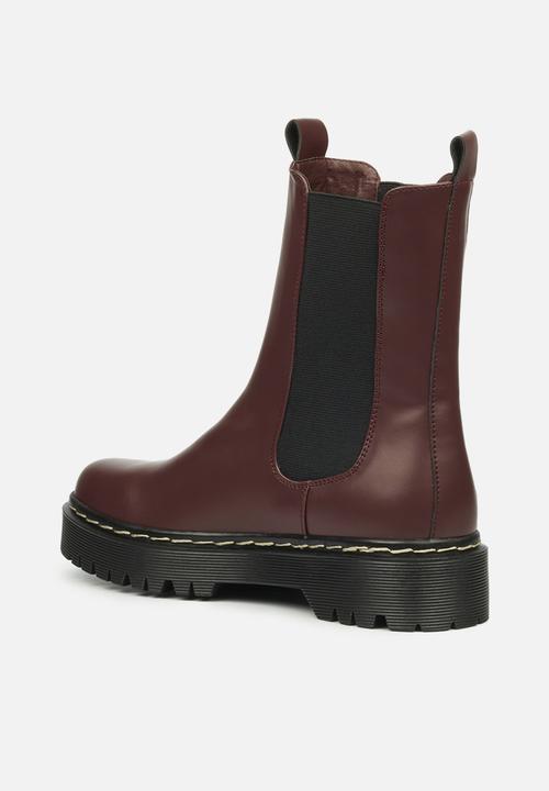 Miss Black - Nirvana2 chelsea boot - burgundy