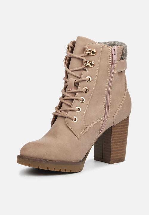 Miss Black - Delta1 lace-up ankle boot - pink