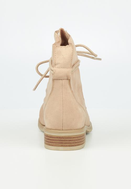 Miss Black - Safari2 chukka ankle boot - pink