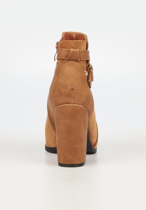 Butterfly Feet - Tatun 1 ankle boot - camel