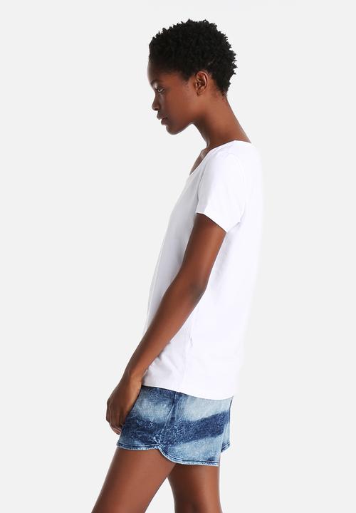 Noisy May - Victory O-Neck Tee
