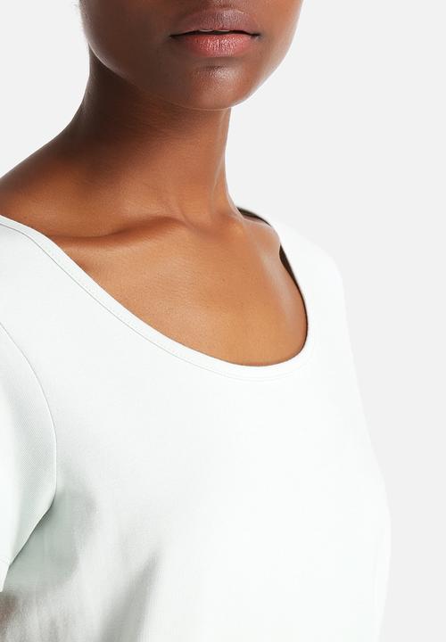 Noisy May - Victory O-Neck Tee
