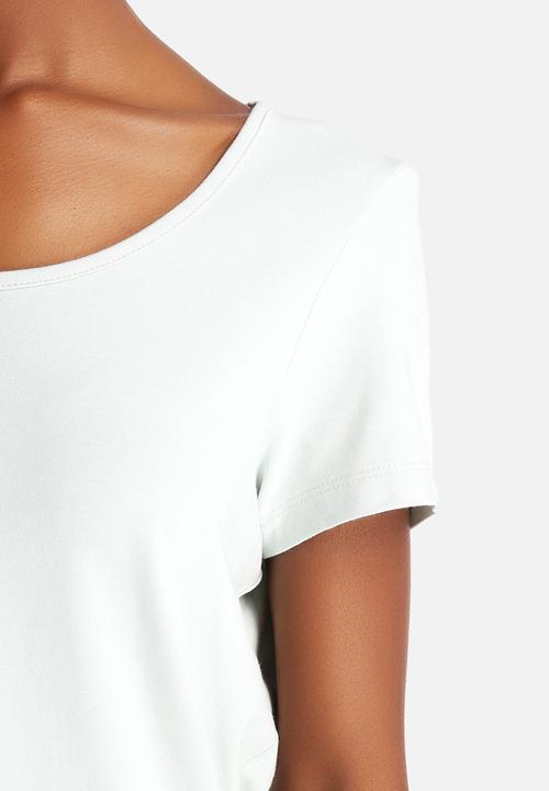 Noisy May - Victory O-Neck Tee