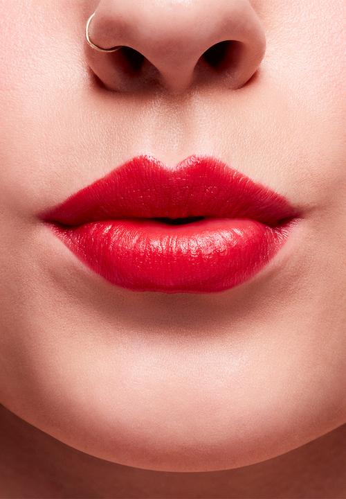 MAC - Wild Cherry Love Me Lipstick - Cherry Cherry