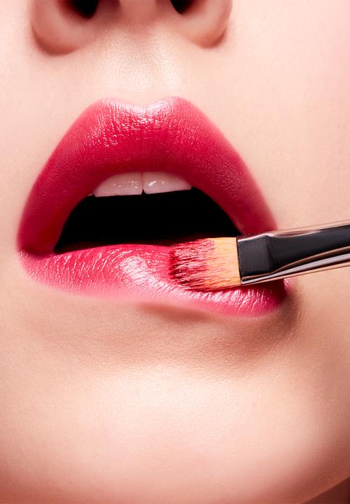 MAC - Wild Cherry Love Me Lipstick - Potent Petal