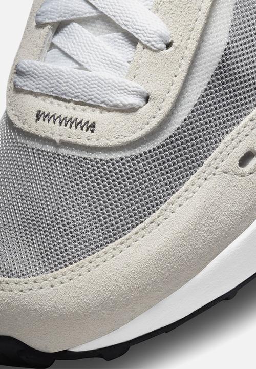 Nike - Nike waffle one - summit white & white-black-orange