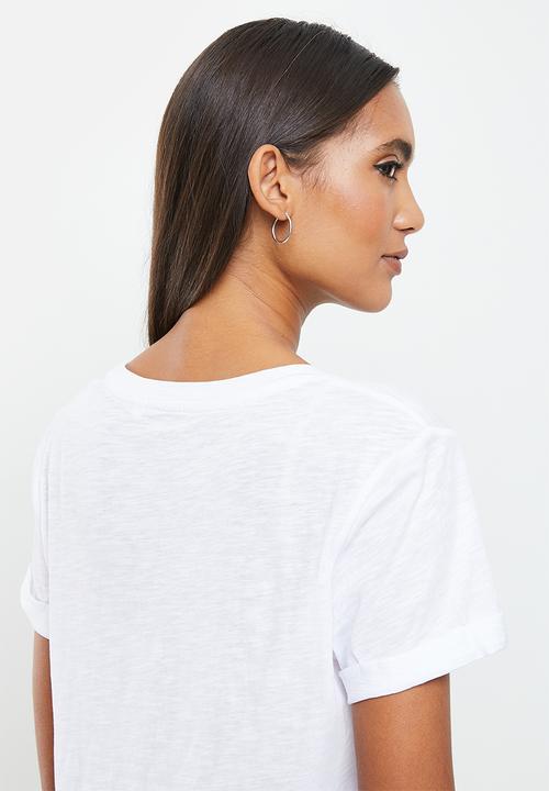 GUESS - Es short sleeve Guess 1981 roll cuff tee - white