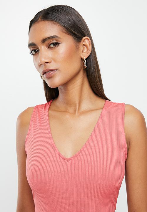 GUESS - Sleeveless Katrina lace up bodysuit - pink