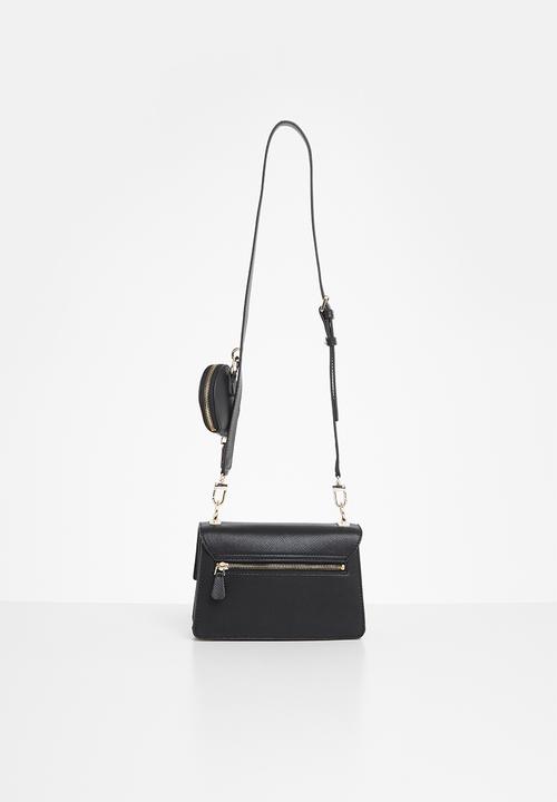 GUESS - Alexie crossbody flap - black