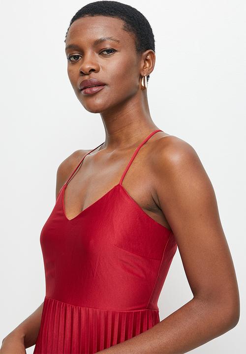 MILLA - Pleated cami midi dress - deep red
