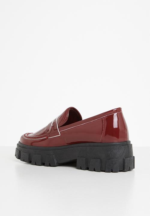 Jada - Chunky patent penny loafer - burgundy