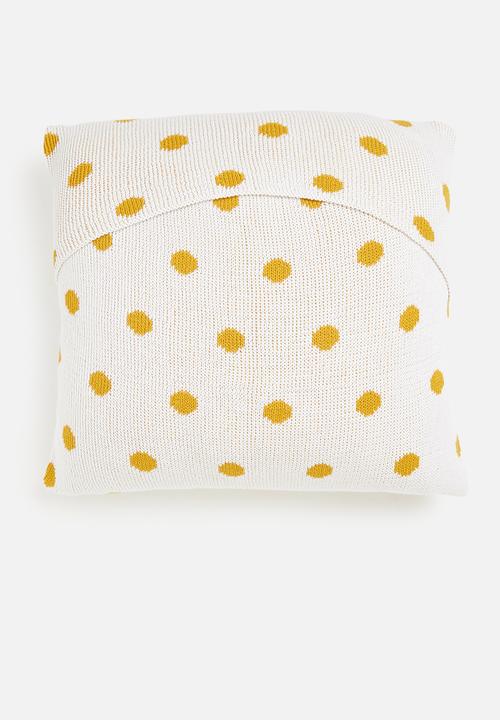 Sixth Floor - Lotty knit cushion cover - white & mustard