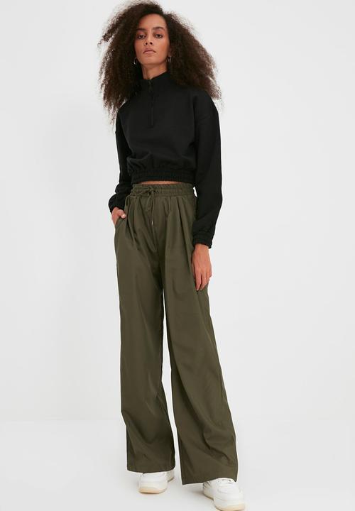 Trendyol - Knitted sweatpants  - khaki