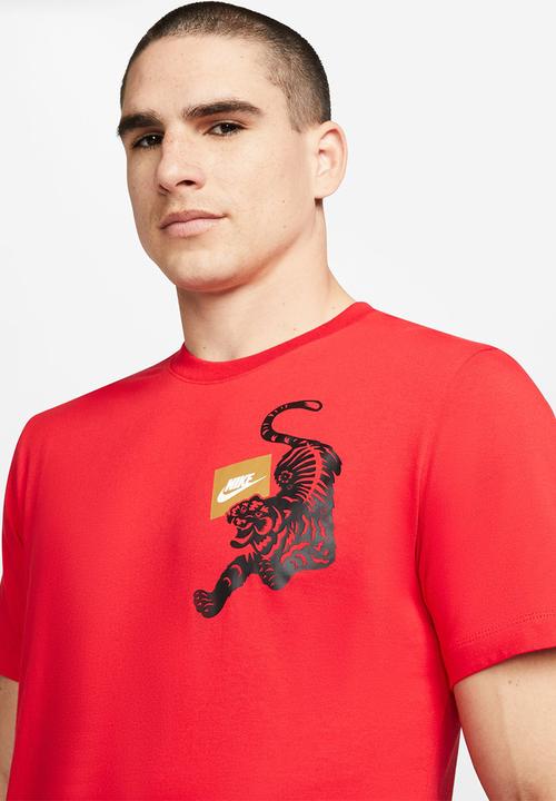 Nike - NSW tiger Graphic 2 JDI Tee- university red