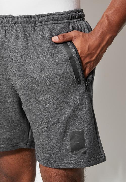 Superbalist - Mid length sport sweat shorts - black