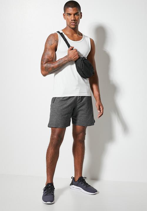 Superbalist - Mid length sport sweat shorts - black