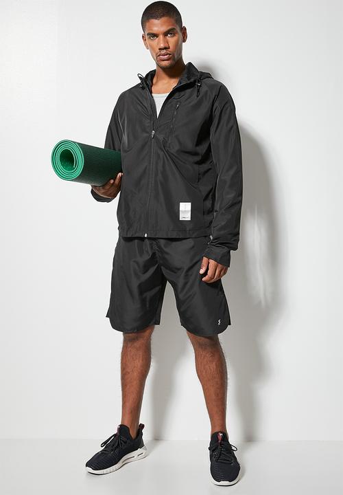 Superbalist - Light shell hooded running jacket - black