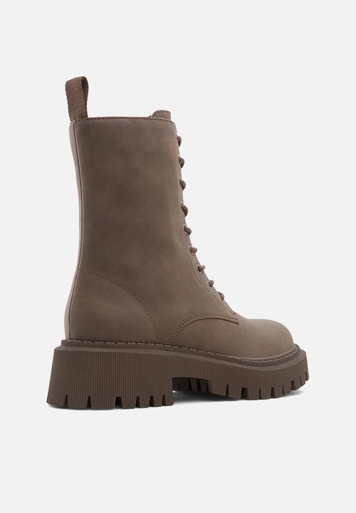 Call It Spring - Trailblaze boot - dark brown