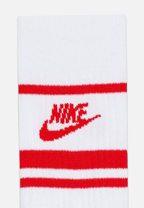 Nike - Nike Sportswear everyday essential socks
