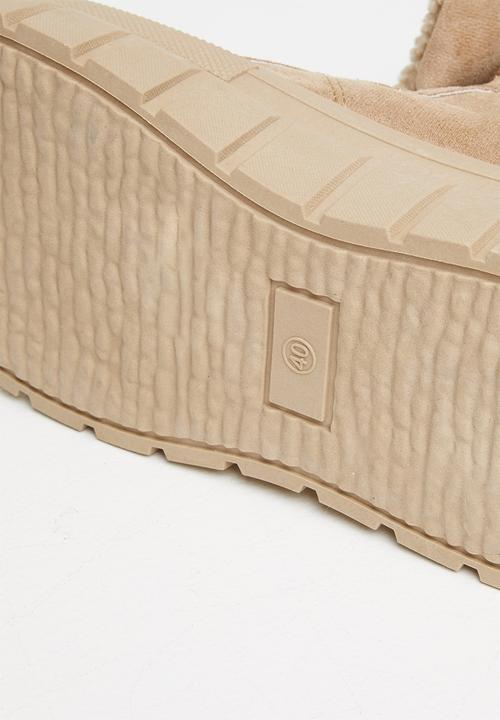 Footwork - Betsa chunky hiking boot - beige