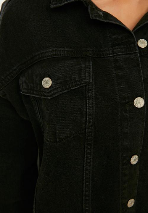Trendyol - Frayed hem crop denim jacket - black