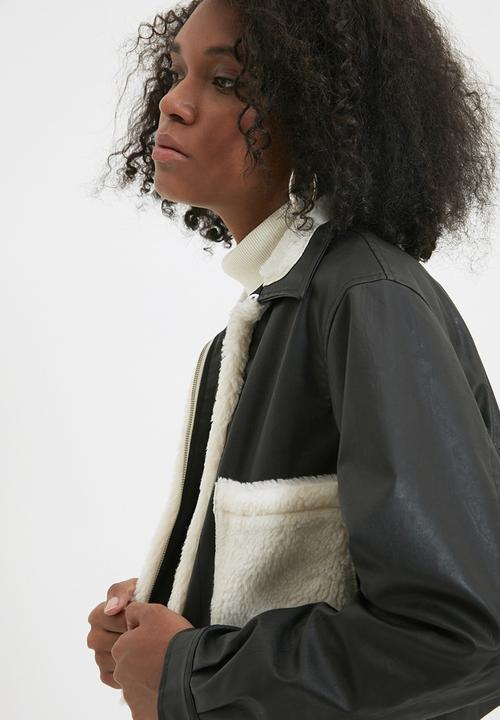 Trendyol - Faux leather plush jacket - black