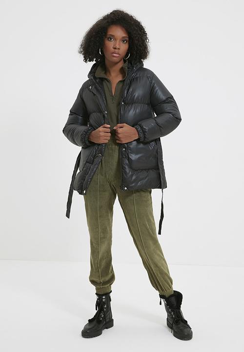 Trendyol - Hooded pocket detailed belted coat  - black