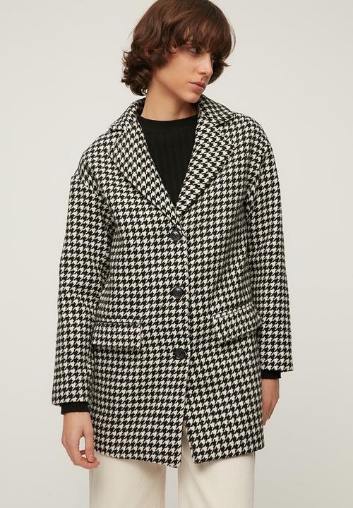 Trendyol - Checkered button closure stamp coat  - black