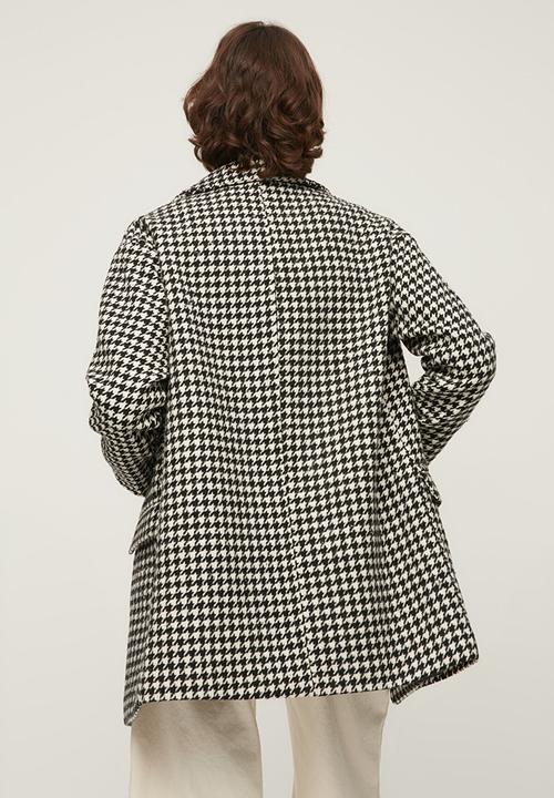 Trendyol - Checkered button closure stamp coat  - black