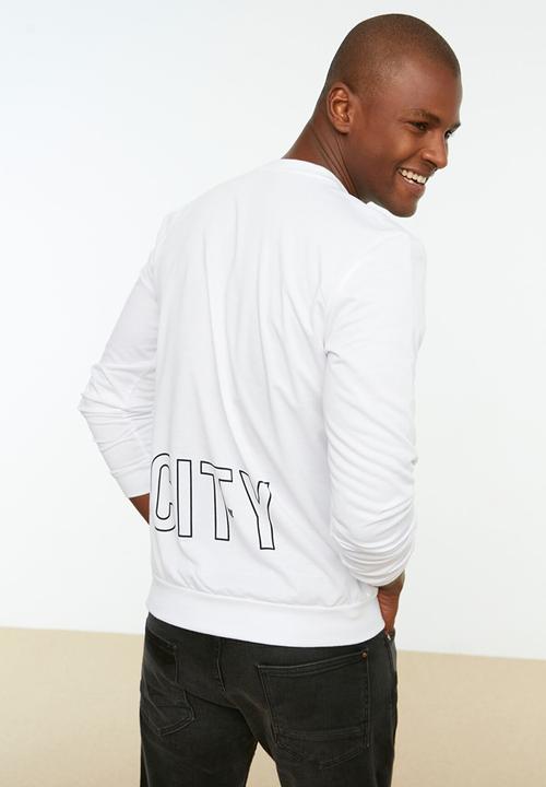 Trendyol - Run your city regular fit sweater - white