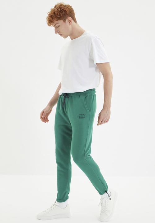 Trendyol - Printed regular fit sweatpants - green