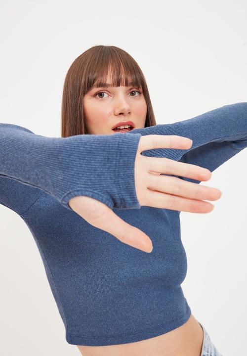 Trendyol - Turtleneck finger detail knit top - indigo
