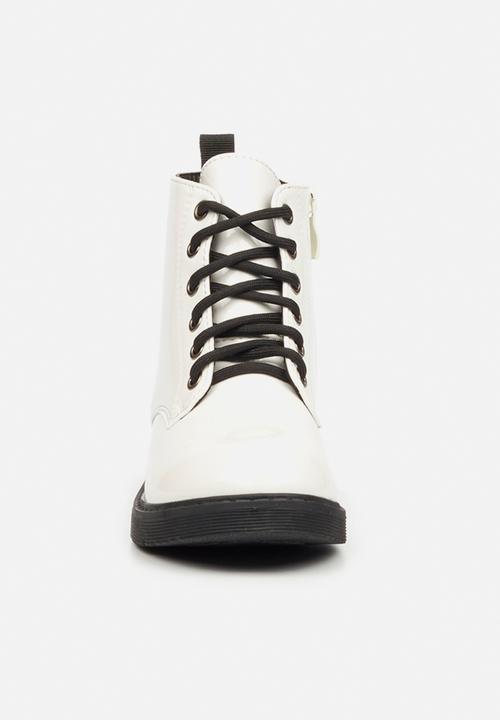 Little Miss Black - Nirvana girls ankle boot - white