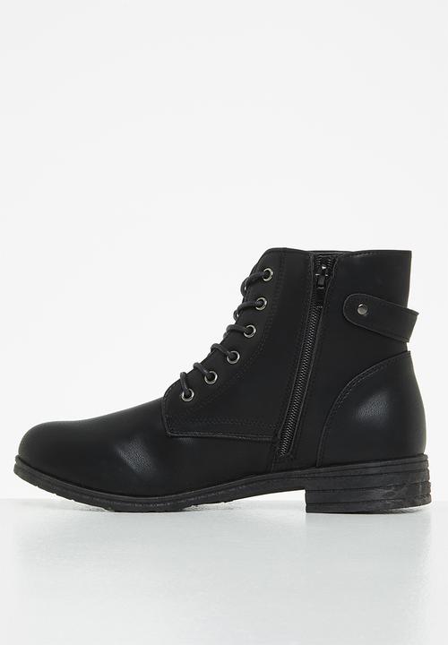 Jada - Lace up ankle boot - black