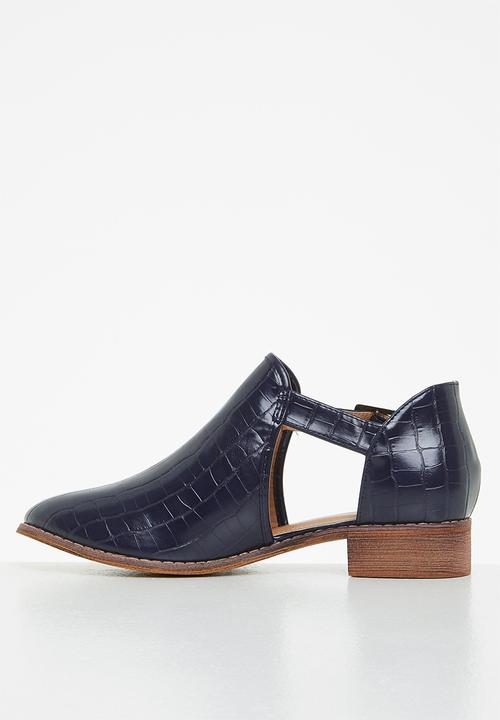 Jada - Cut out ankle bootie - navy