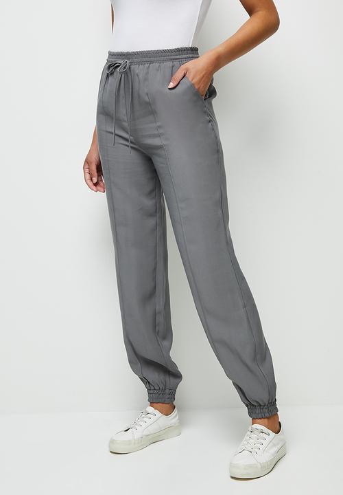 edit - Woven cuffed jogger - medium grey