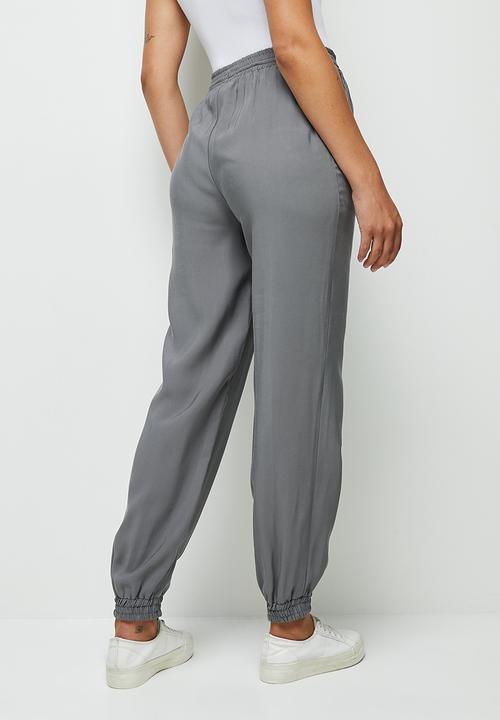 edit - Woven cuffed jogger - medium grey