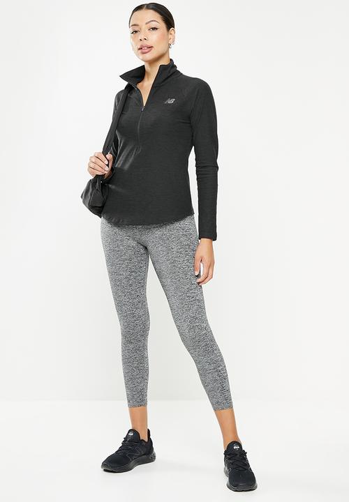 New Balance  - Classic 1/2 zip thru sweat - black