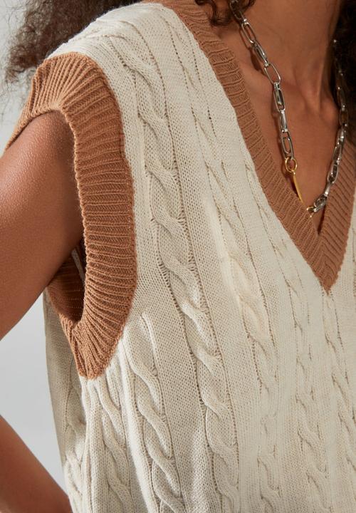 Trendyol - V-neck knitwear sweater - stone
