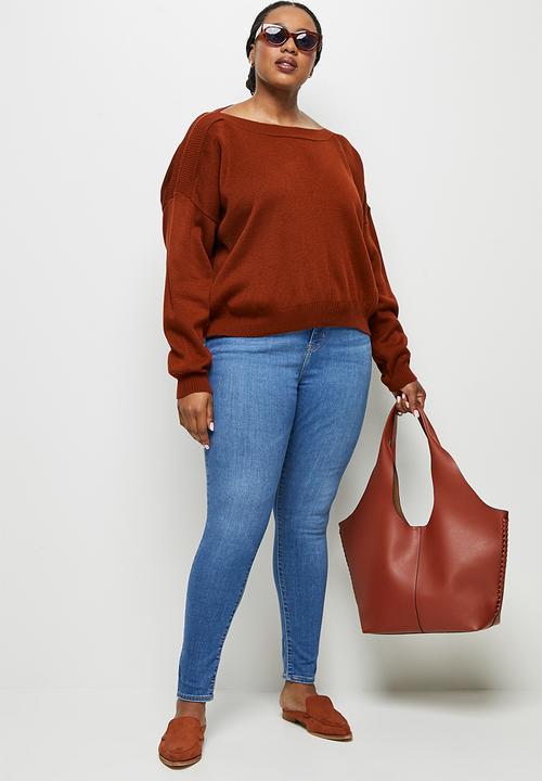 edit Plus - Slash neck basic jumper - dark rust
